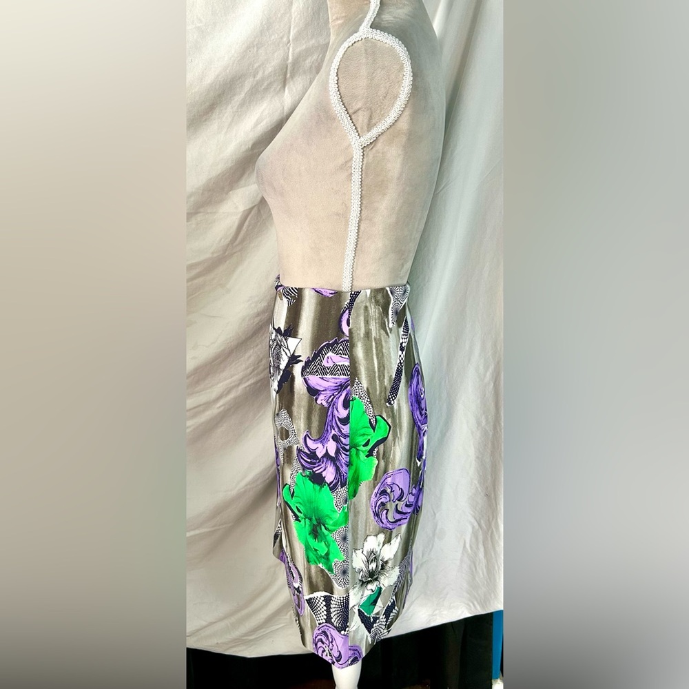 Versace Collection Grey, Purple, Green Abstract Pencil Skirt, Size M - Picture 8 of 13